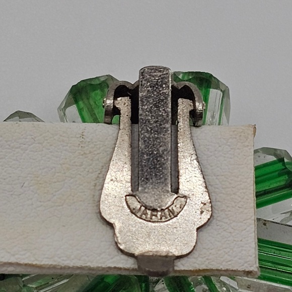 Vtg Mid-Century Atomic Starburst Green Stripe Glass Cluster Clip Earrings Japan - Picture 3 of 13